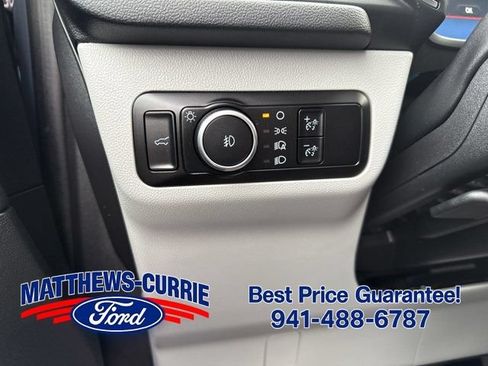 Certified 2025 Ford Escape Platinum w/ Premium Technology Package AWD/4WD image 25