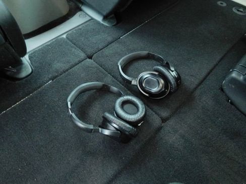 Used 2020 Chrysler Voyager LX w/ Cold Weather Group image 26