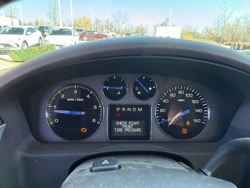 Used 2007 Cadillac Escalade AWD w/ Information Package image 16