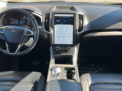 Used 2024 Ford Edge SEL w/ Convenience Package AWD/4WD image 8