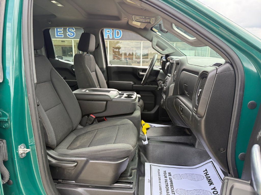 Used 2020 Chevrolet Silverado 1500 W/T RWD image 32