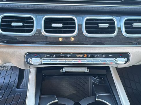 Used 2020 Mercedes-Benz GLE 350 image 19