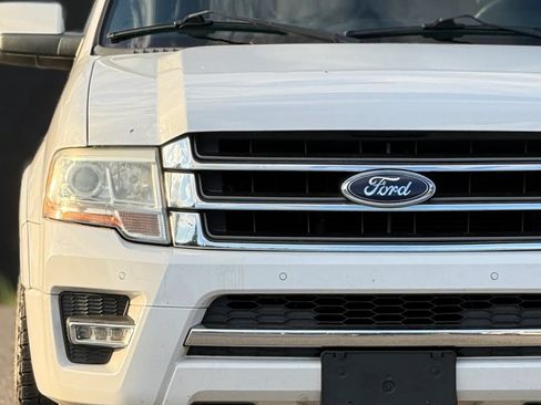 Used 2017 Ford Expedition EL Limited RWD image 11
