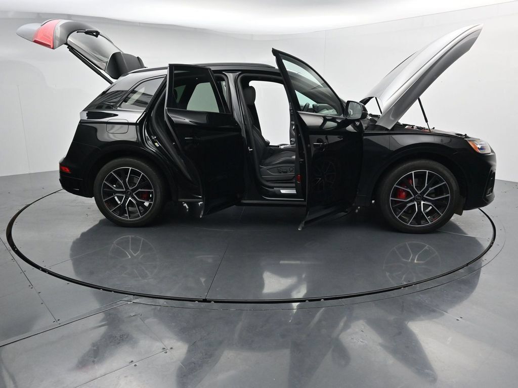 Used 2024 Audi SQ5 Premium Plus AWD/4WD image 44