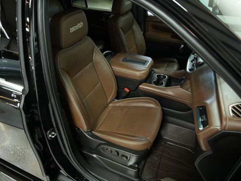 Used 2023 Chevrolet Tahoe High Country AWD/4WD image 22
