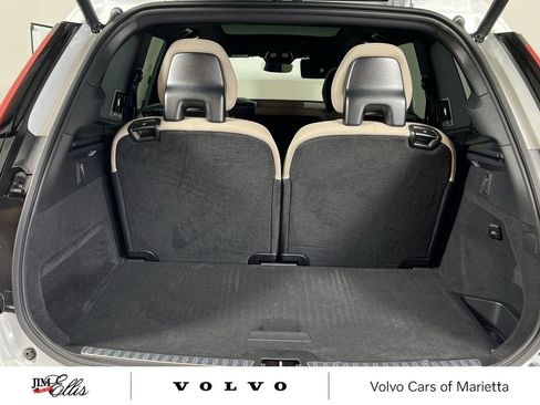 New 2025 Volvo XC90 B5 Core w/ Climate Package image 21