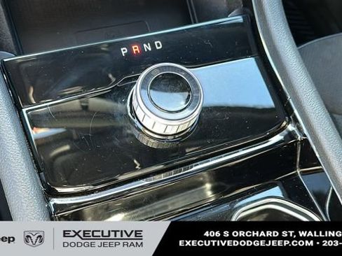Used 2023 Jeep Grand Cherokee Altitude AWD/4WD image 18