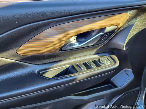 Used 2019 GMC Terrain SLE w/ Driver Convenience Package image 15