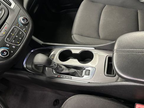 Used 2025 Chevrolet Malibu LT FWD image 29