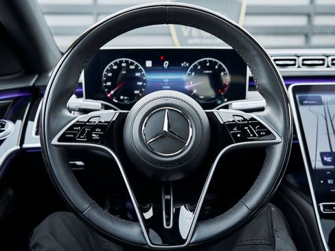 Used 2024 Mercedes-Benz S 580 4MATIC Sedan w/ AMG Line image 59