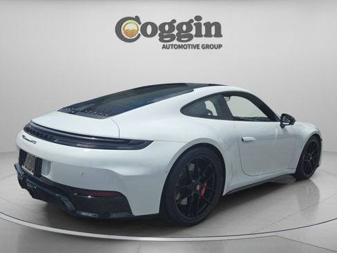 Used 2026 Porsche 911 Carrera GTS RWD image 5