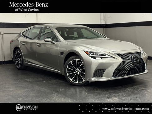 Used 2022 Lexus LS 500h AWD w/ Luxury Package image 1