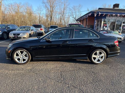 Used 2011 Mercedes-Benz C 300 4MATIC Sedan image 9