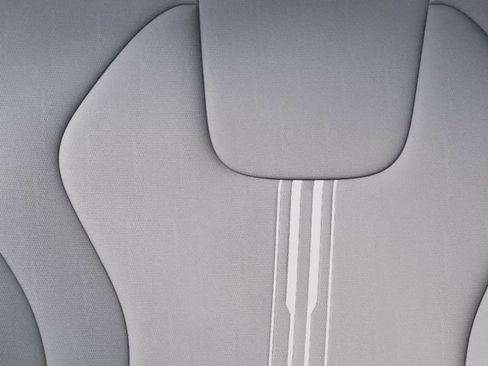 New 2026 Hyundai Elantra Sport FWD image 17