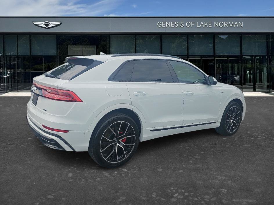 Used 2019 Audi Q8 Prestige AWD/4WD image 5