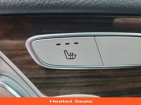 Used 2017 Mercedes-Benz GLC 300 4MATIC image 20