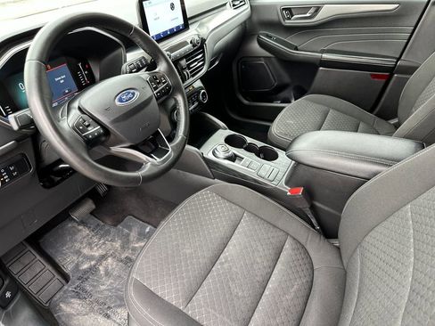 Certified 2023 Ford Escape Active FWD image 9