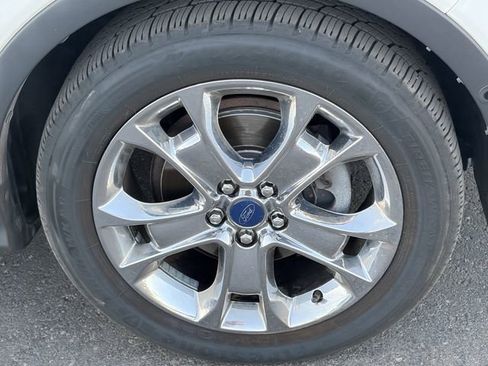 Used 2013 Ford Escape SEL FWD image 4