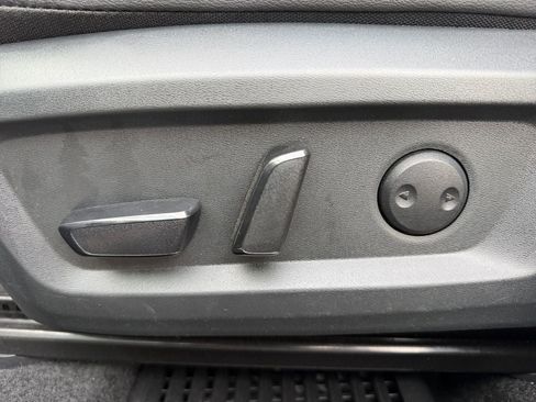 Used 2026 Nissan Rogue SL AWD/4WD image 13