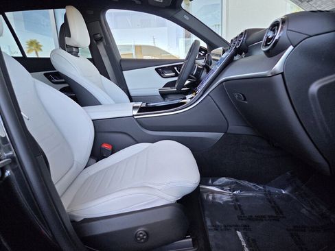 New 2026 Mercedes-Benz GLC 300 image 17