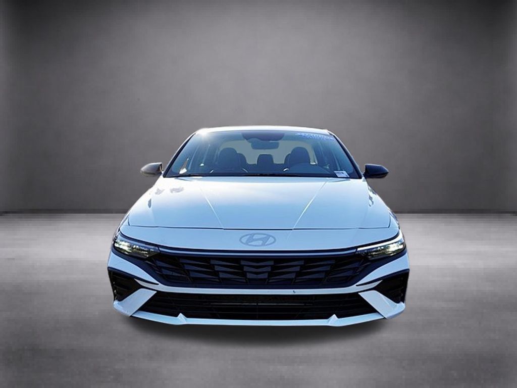Certified 2026 Hyundai Elantra Sport FWD image 11