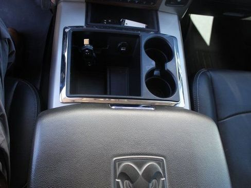 Used 2014 RAM 3500 Laramie image 16