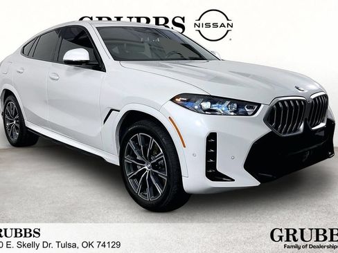 Used 2025 BMW X6 xDrive40i w/ Climate Comfort Package AWD/4WD image 1