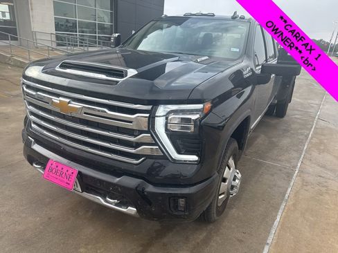Used 2025 Chevrolet Silverado 3500 High Country w/ High Country Premium Package image 4