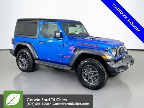 Used 2025 Jeep Wrangler Sport image 1