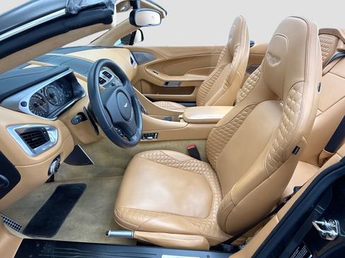 Used 2014 Aston Martin Vanquish Volante image 25