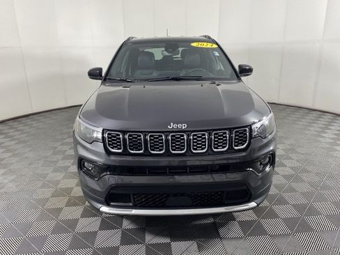 Used 2024 Jeep Compass Limited AWD/4WD image 12