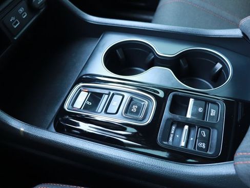 Certified 2025 Honda Pilot Sport image 21