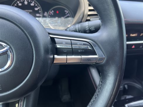 Used 2023 MAZDA MAZDA3 s FWD image 20