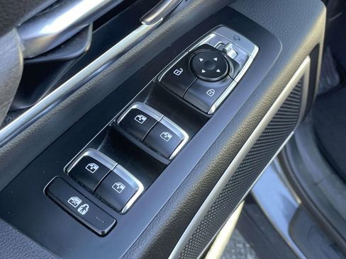 Used 2022 Kia Telluride EX image 17