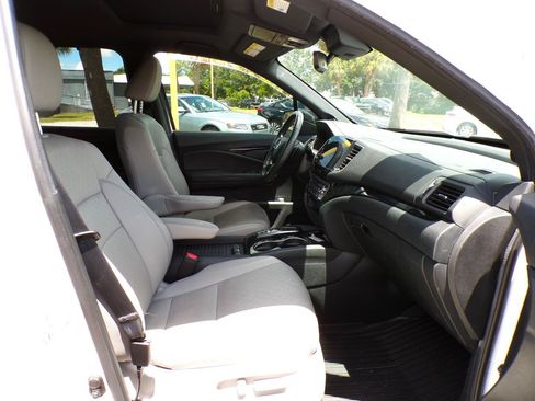 Used 2023 Honda Passport Elite image 19