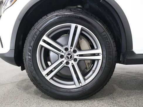 Used 2020 Mercedes-Benz GLC 300 4MATIC image 5