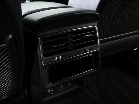 Used 2024 Audi SQ8 Prestige image 22