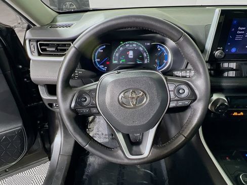 Certified 2023 Toyota RAV4 XLE w/ XLE Grade Weather Package AWD/4WD image 11
