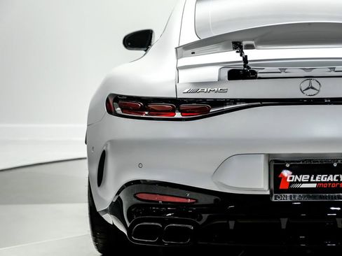 Used 2025 Mercedes-Benz AMG GT 63 image 40