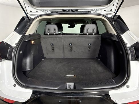 Used 2024 Buick Encore GX Sport Touring image 31