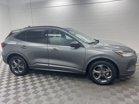 Used 2023 Ford Escape ST-Line w/ Tech Pack #1 image 4