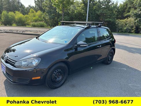 Used 2012 Volkswagen Golf 2-Door FWD image 3