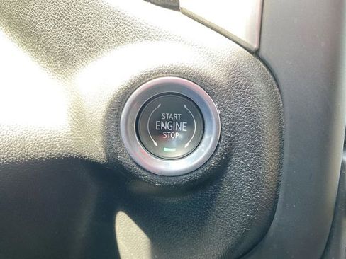 Used 2023 GMC Sierra 3500 Denali AWD/4WD image 17