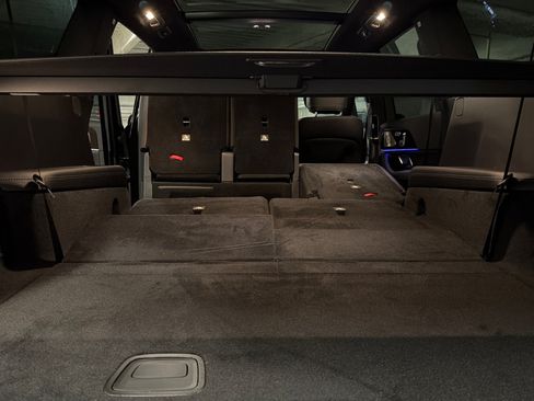 New 2026 Mercedes-Benz GLS 580 4MATIC image 15