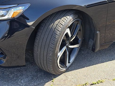Used 2019 Honda Accord Sport image 33