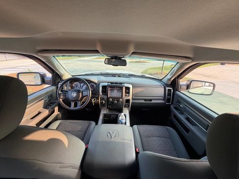 Used 2015 RAM 1500 Big Horn AWD/4WD image 9