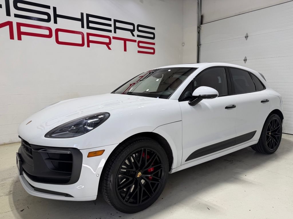 Used 2024 Porsche Macan GTS w/ Premium Plus Package AWD/4WD image 2