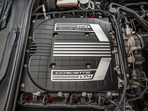 Used 2016 Chevrolet Corvette Z06 w/ 3LZ Preferred Equipment Group RWD image 59