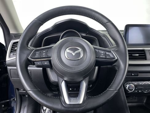 Used 2018 MAZDA MAZDA3 Touring image 13