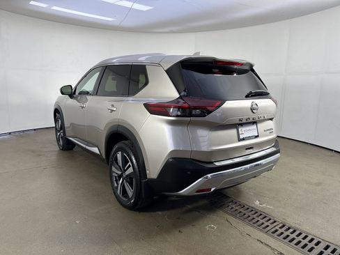 Certified 2023 Nissan Rogue Platinum image 32